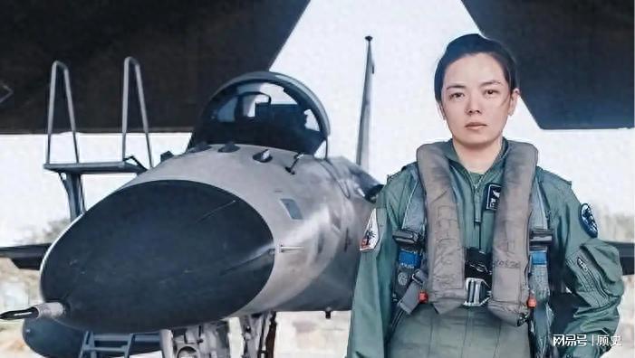 加拿大28-台军女飞行员郭文静:只要长官敢下令,我会毫不犹豫的击落歼20!